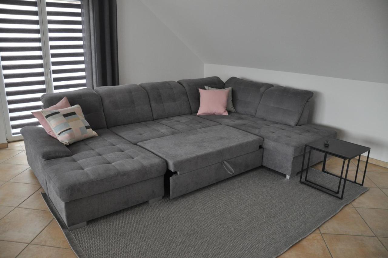 Schnurs Ferienwohnung Römerberg Esterno foto